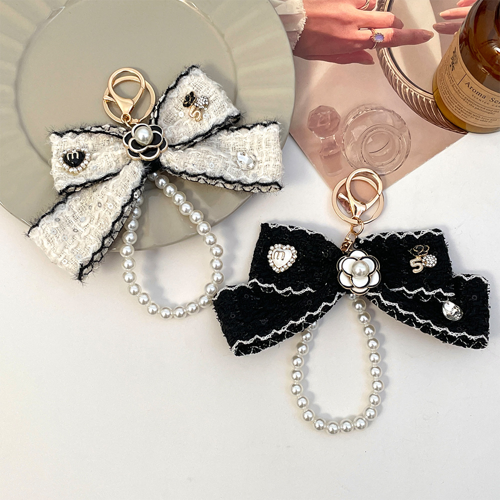 Vintage Collectible Jewelry - Gantungan Kunci Wanita 2026 dengan Ikat
