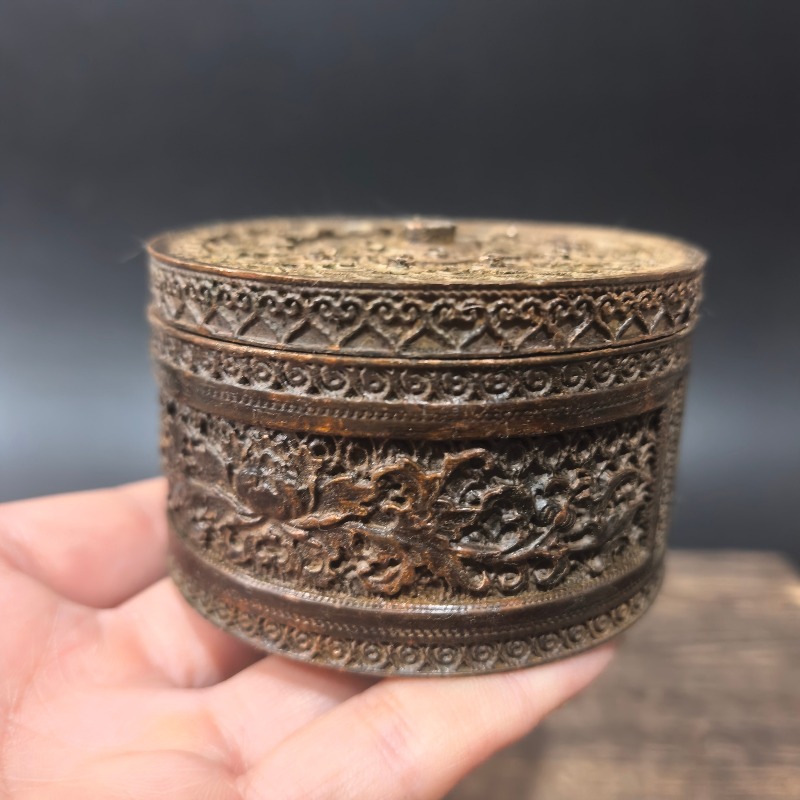 Kotak Perhiasan Logam Ukiran R - Vintage Collectible Jewelry ulasan dan harga
